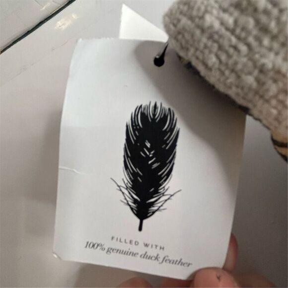 Canaan Exotic Tiger Print Embroidered Throw Pillow 22"x22" Multicolor - Picture 4 of 10